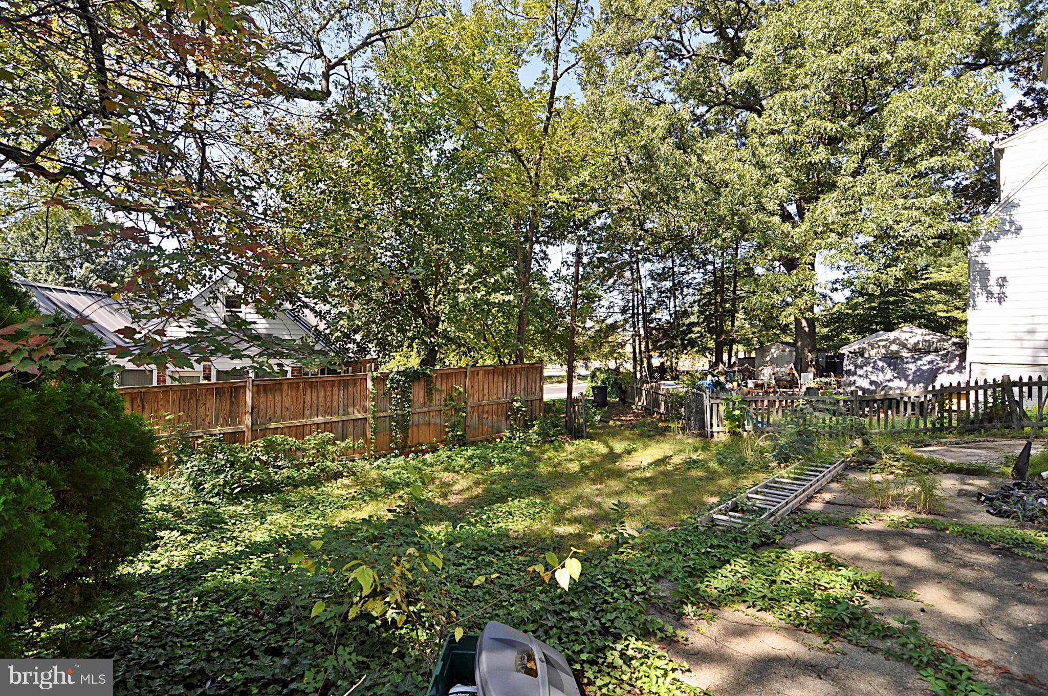 ARLINGTON RIDGE - Residential