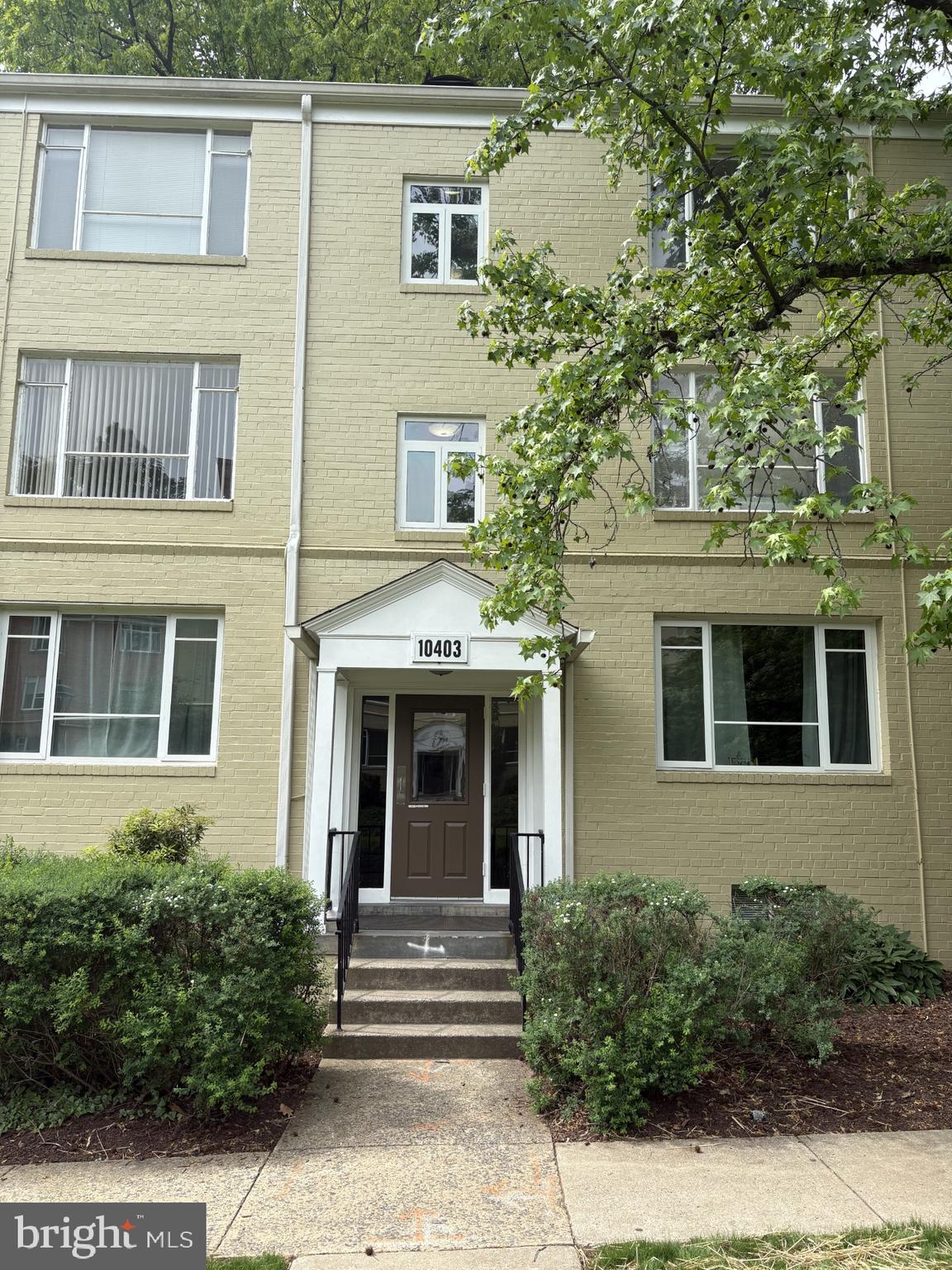 PARKSIDE CONDOMINIUMS - Residential