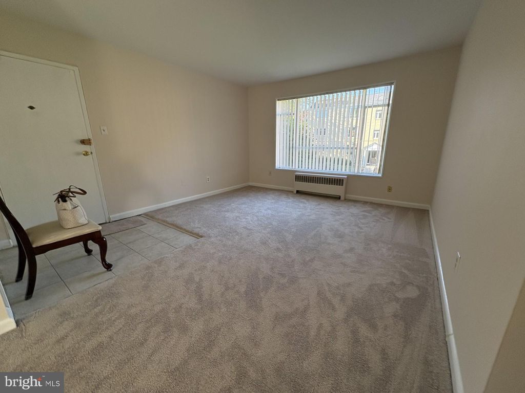 Photo of 10403 Montrose Avenue #201, BETHESDA, MD 20814 (MLS # MDMC2230972)