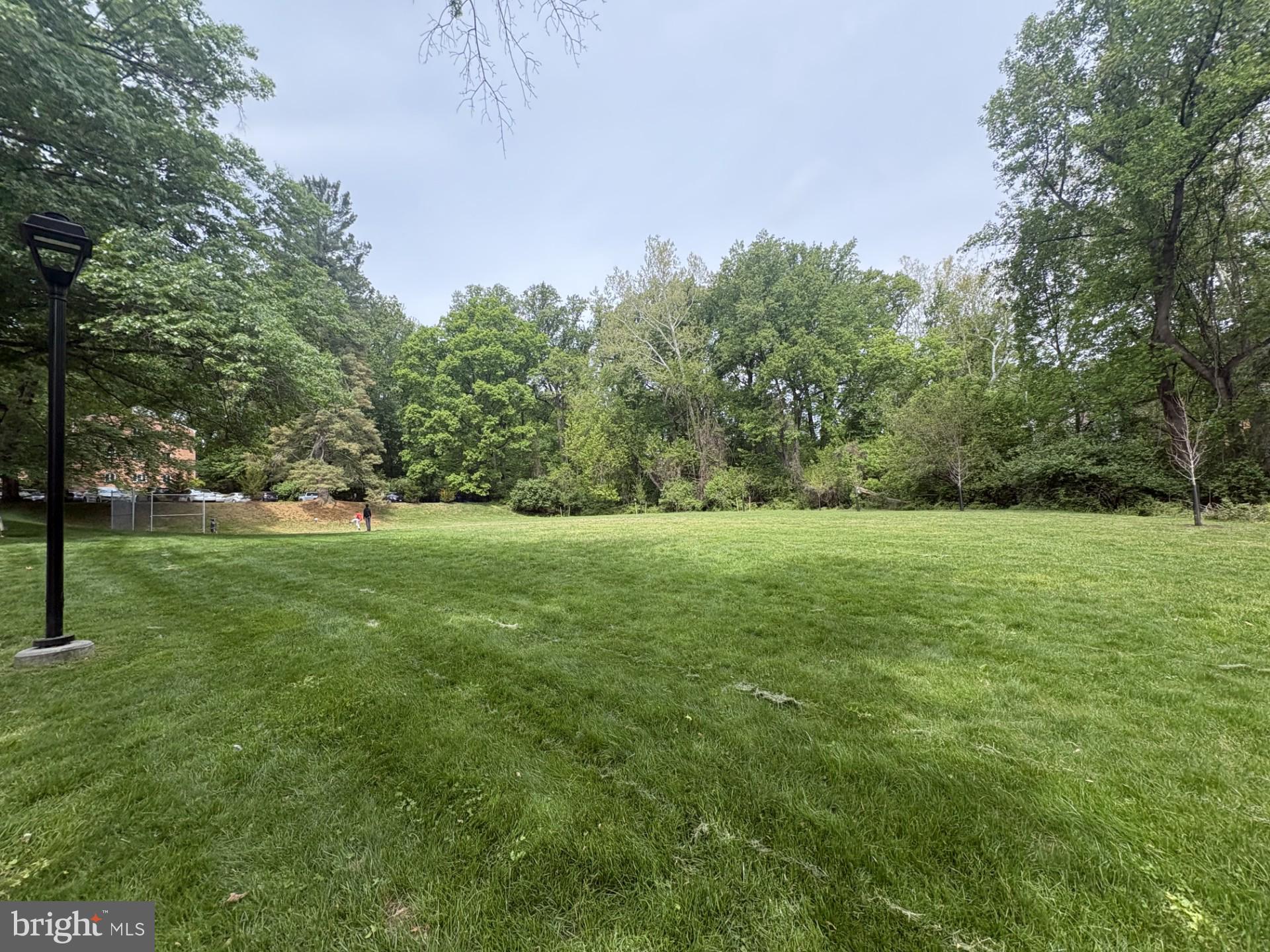 PARKSIDE CONDOMINIUMS - Residential