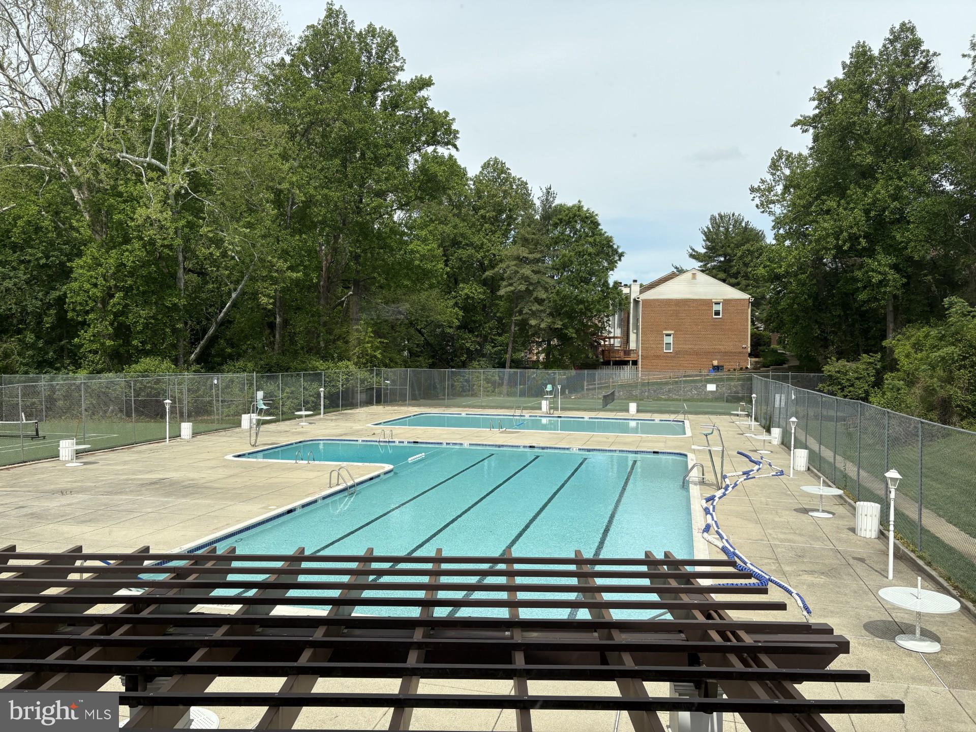 PARKSIDE CONDOMINIUMS - Residential