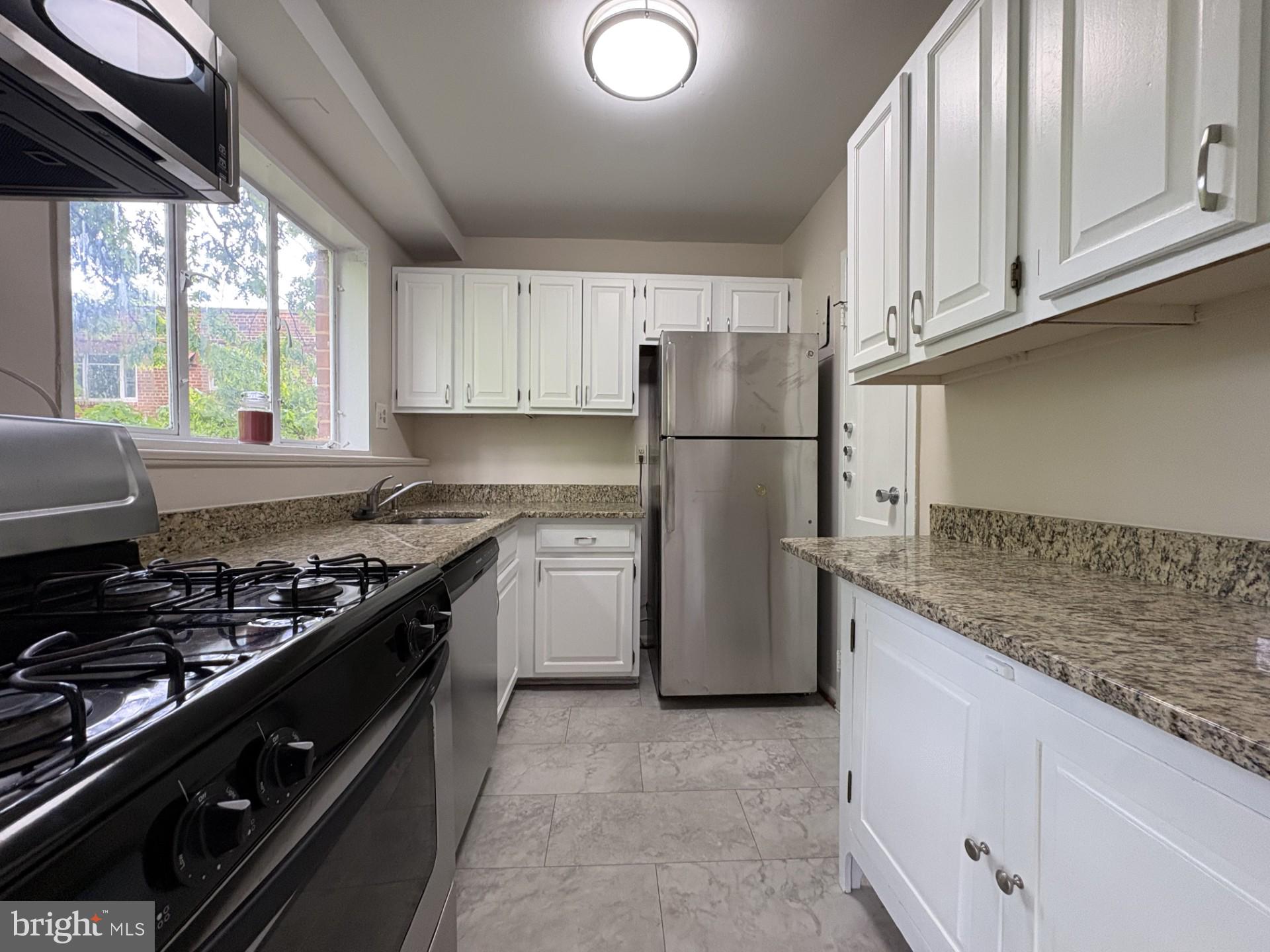 PARKSIDE CONDOMINIUMS - Residential