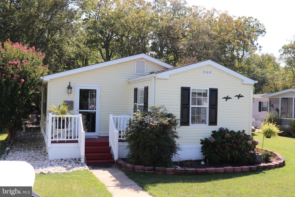 Photo of 37274 Sugar Hill Way, SELBYVILLE, DE 19975 (MLS # DESU2097320)