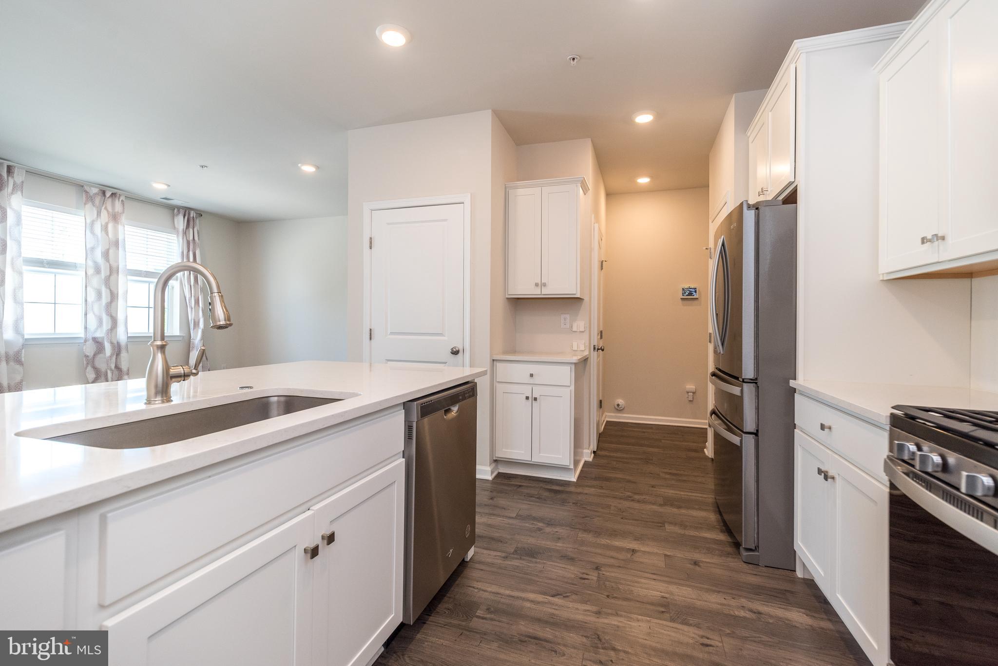 FONT HILL - Residential