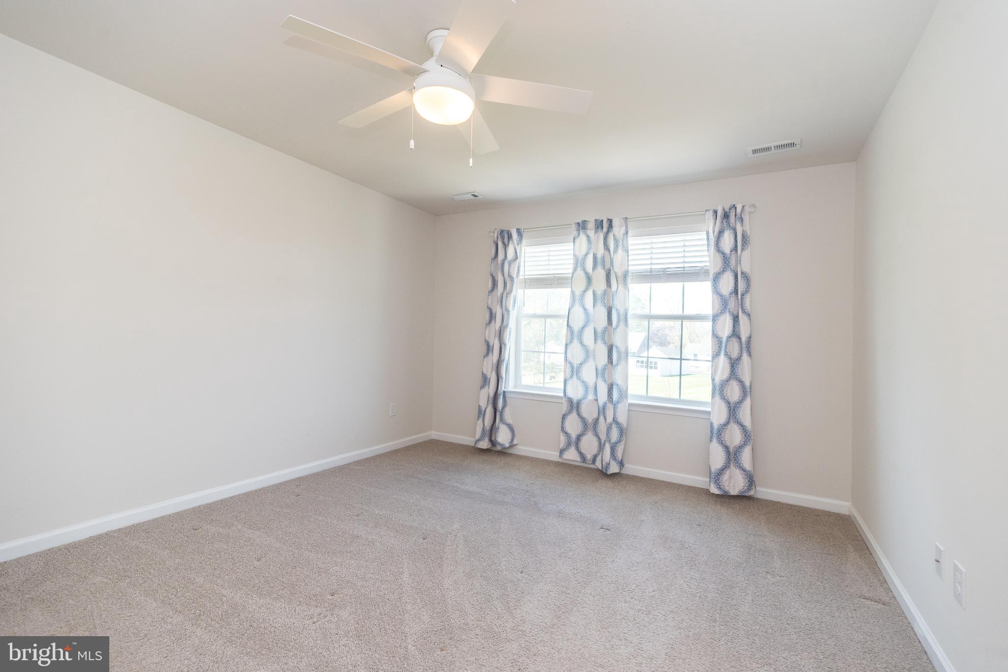 FONT HILL - Residential