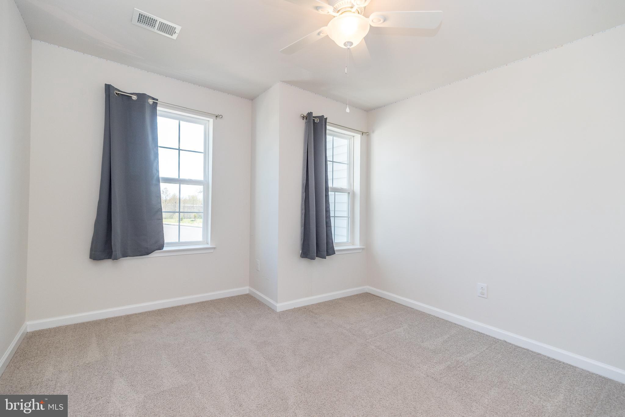 FONT HILL - Residential