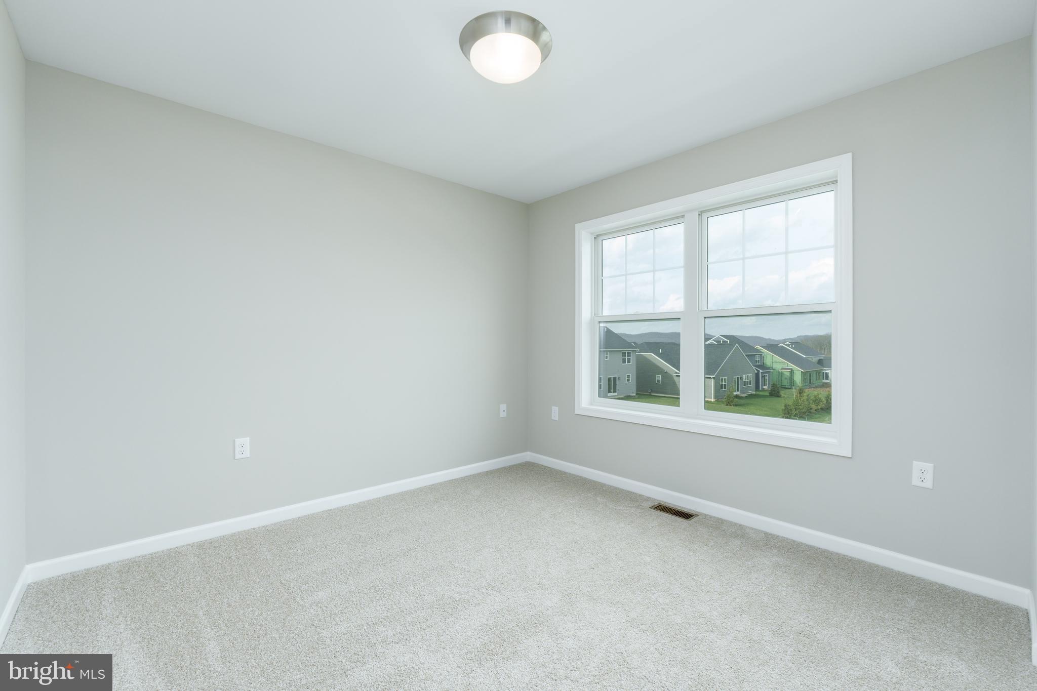 GRAYS POINTE - Residential