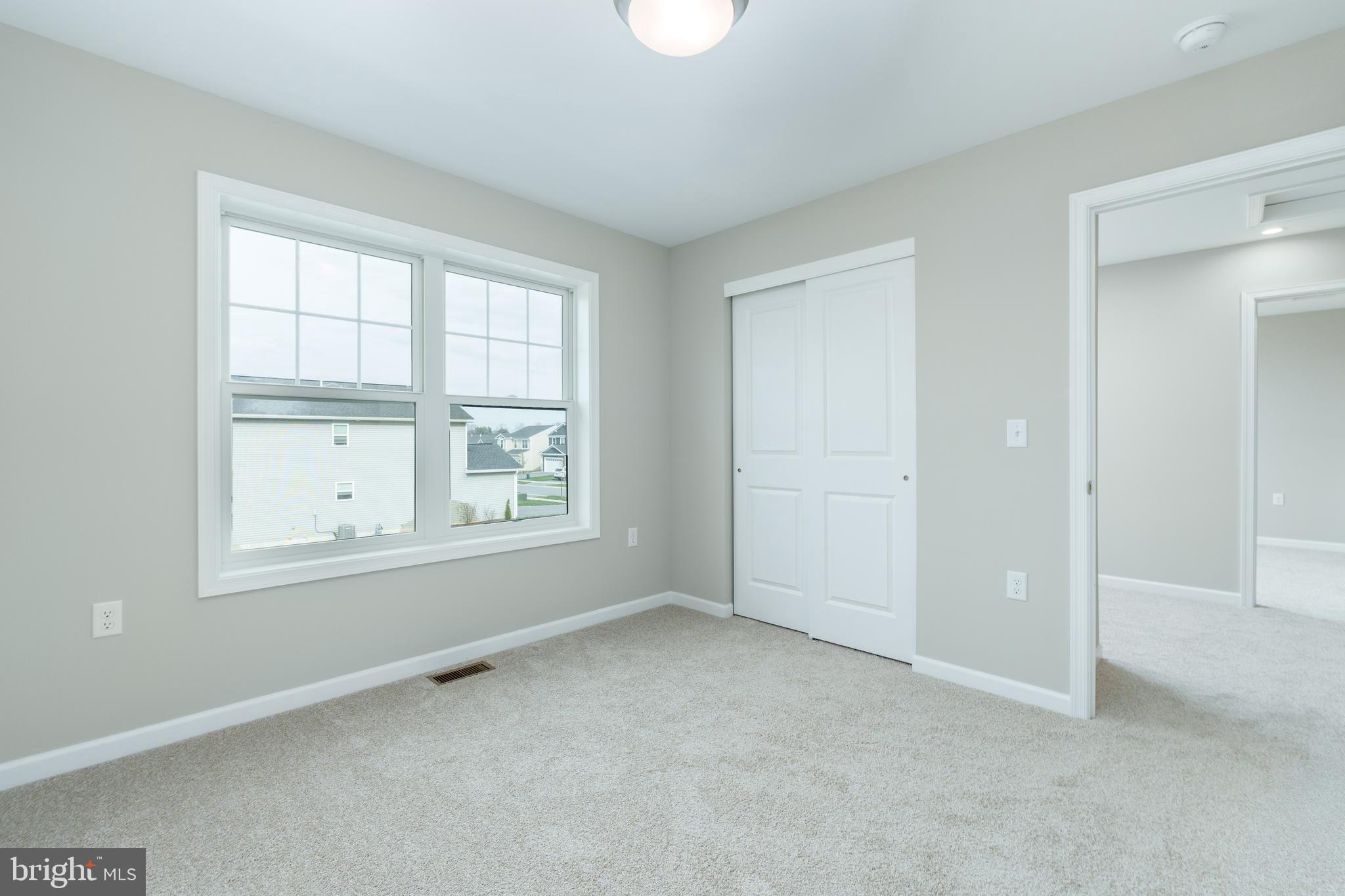 GRAYS POINTE - Residential