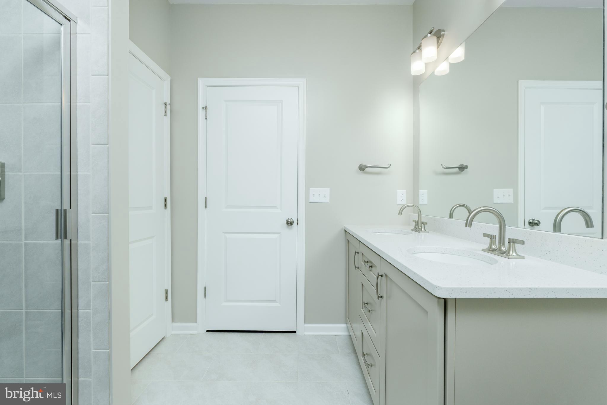 GRAYS POINTE - Residential