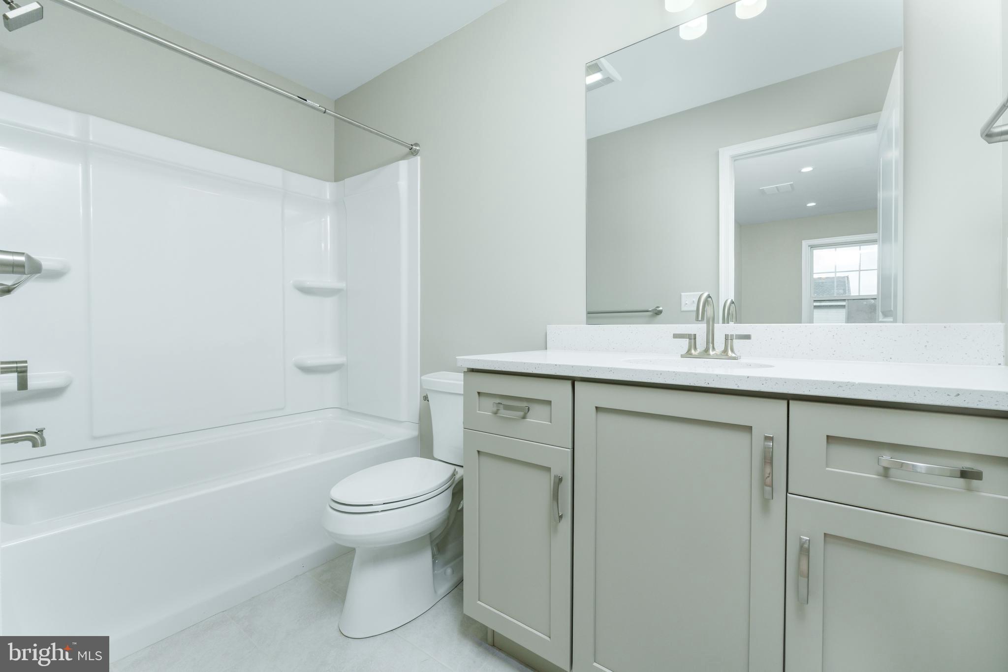 GRAYS POINTE - Residential