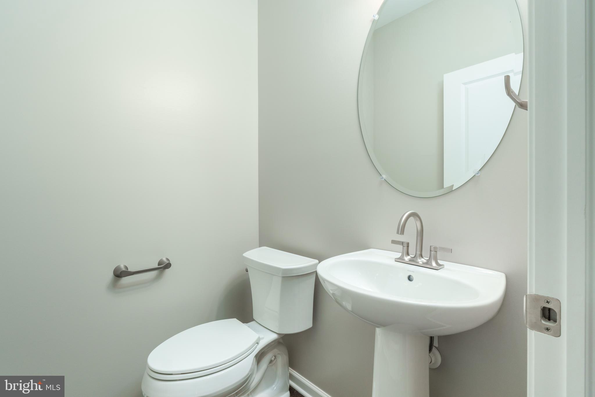 GRAYS POINTE - Residential