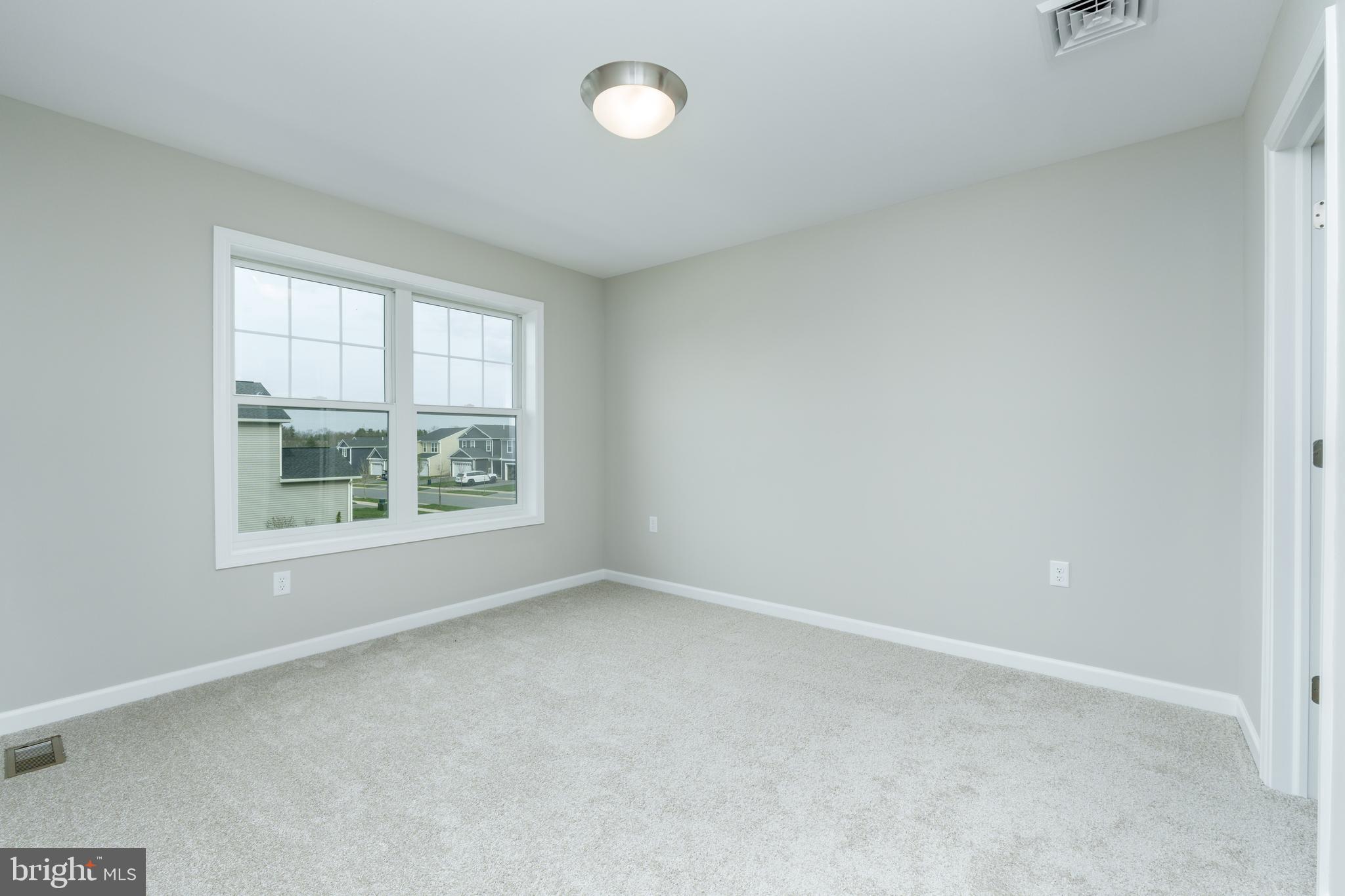 GRAYS POINTE - Residential