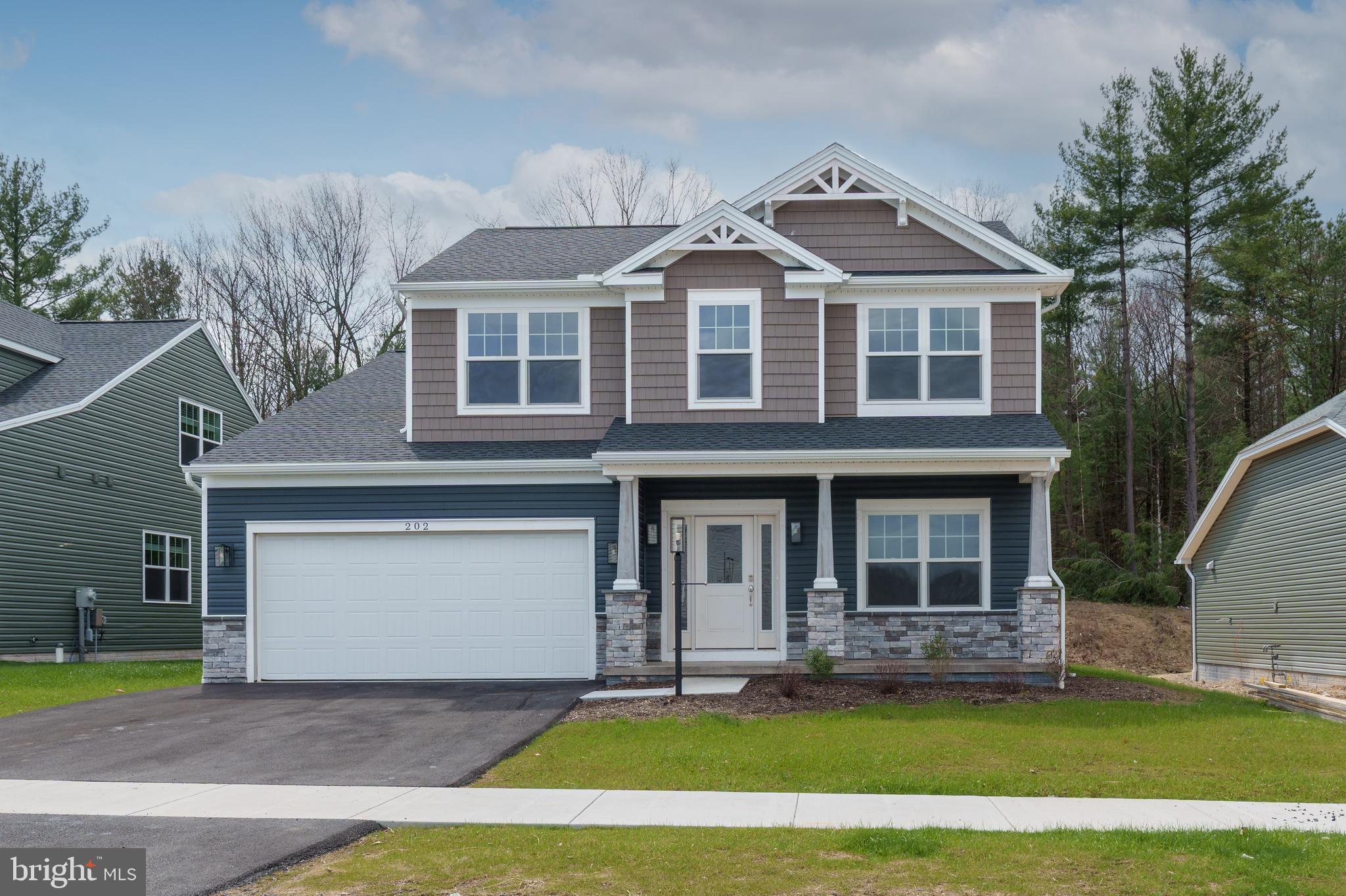 GRAYS POINTE - Residential
