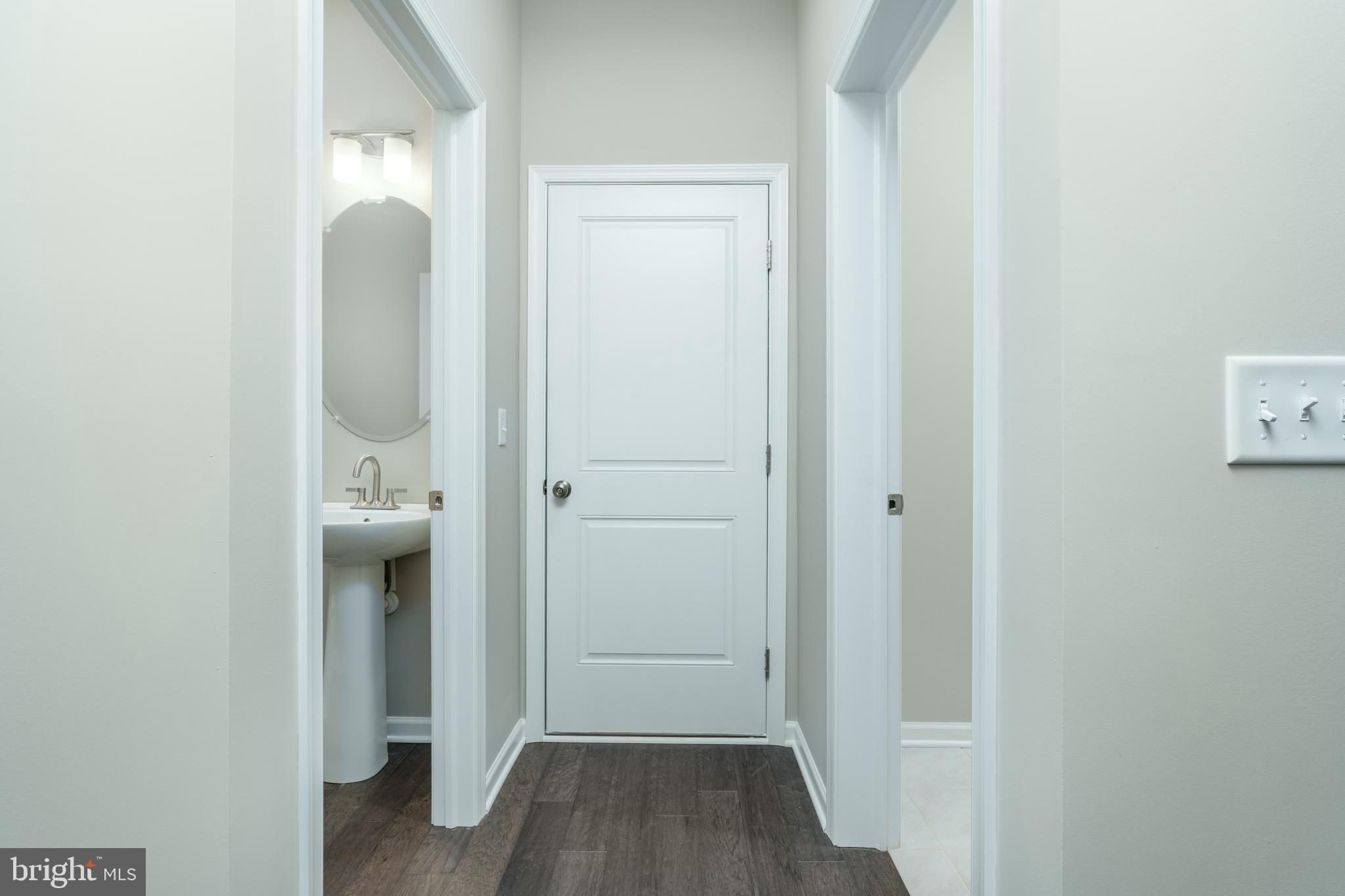 GRAYS POINTE - Residential