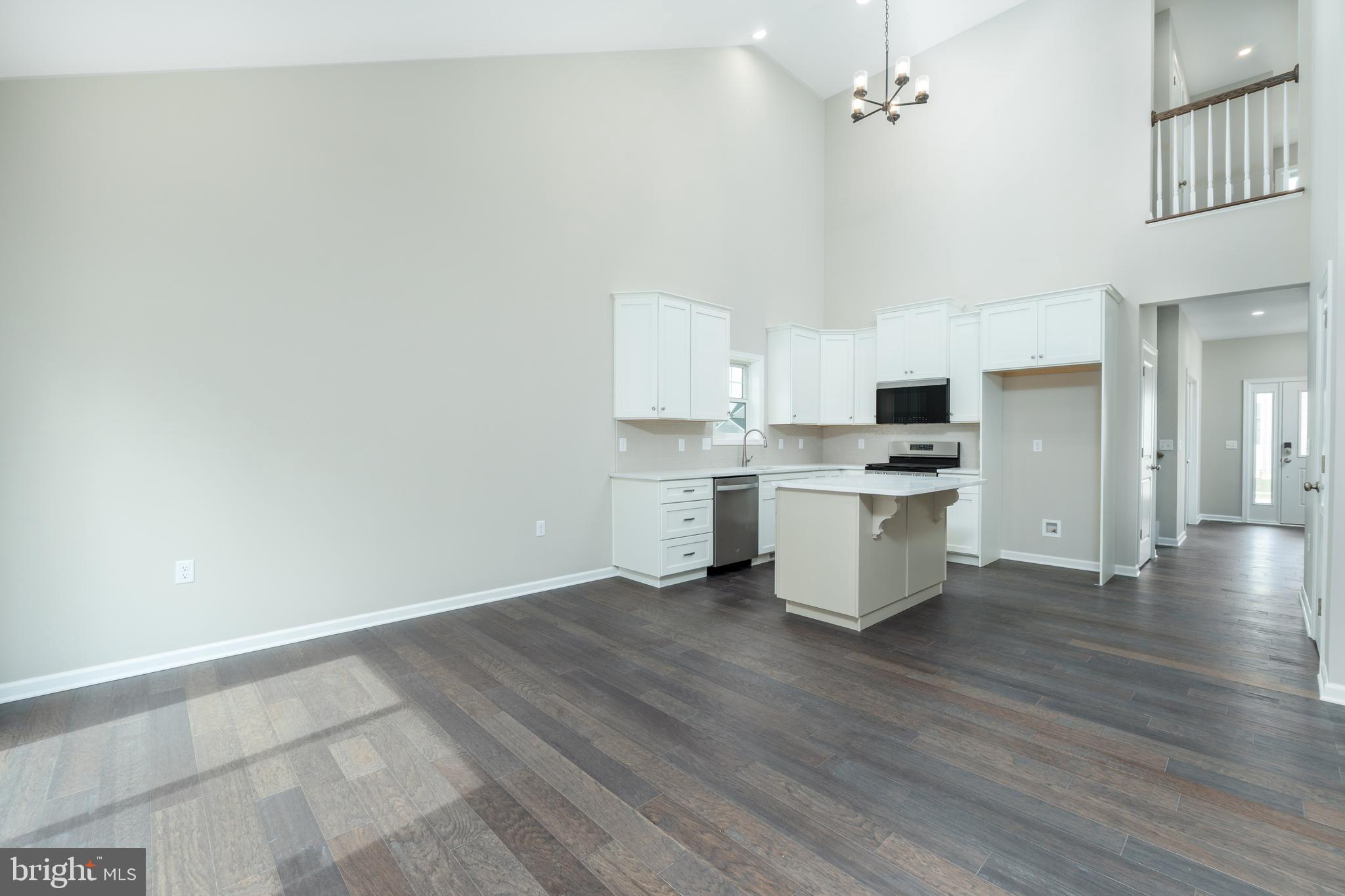 GRAYS POINTE - Residential
