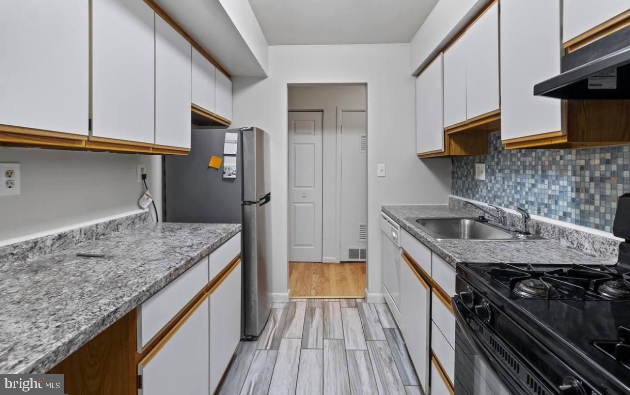 ROCKLAND RUN - Residential