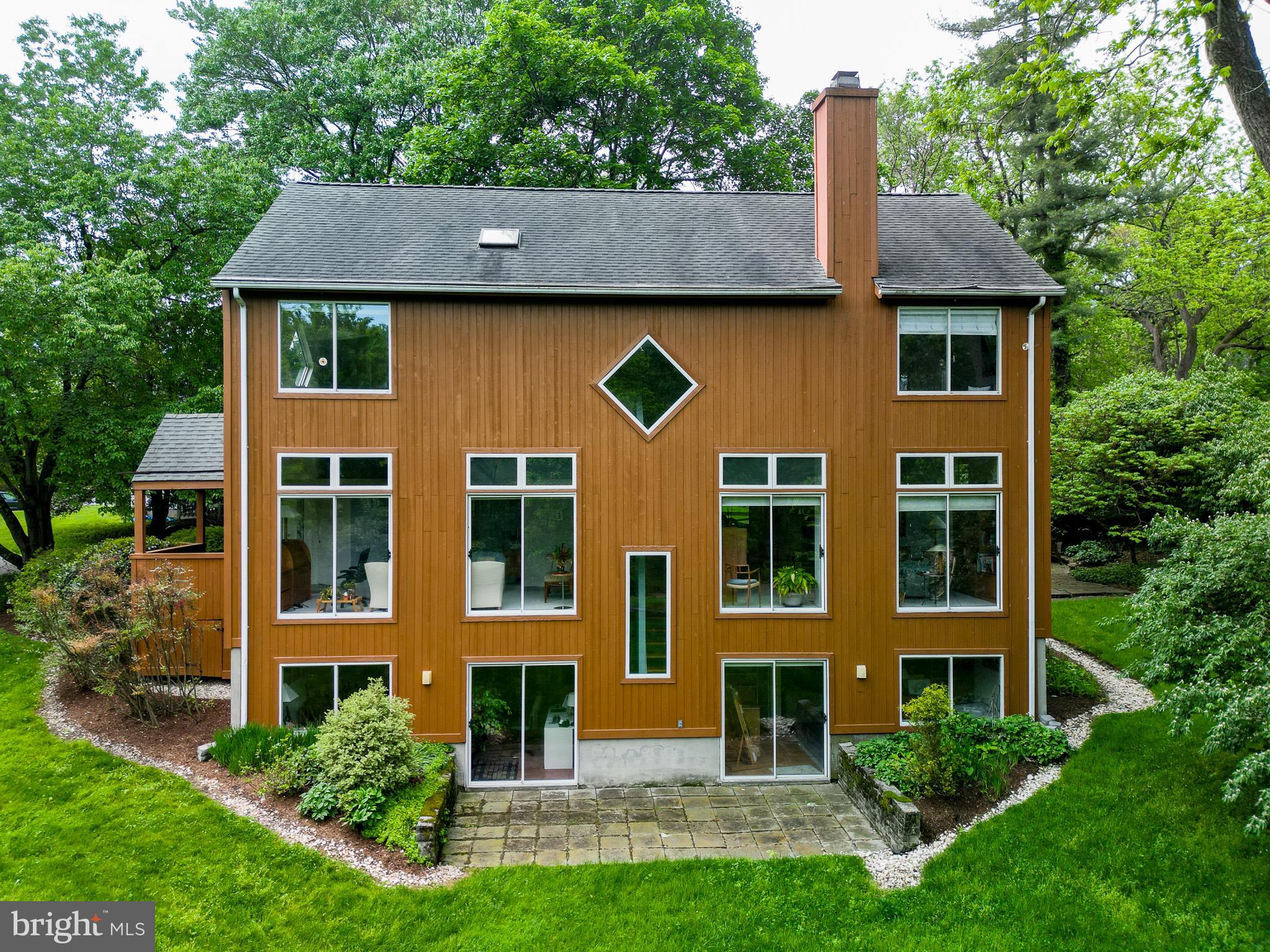 2532 N FARM ROAD