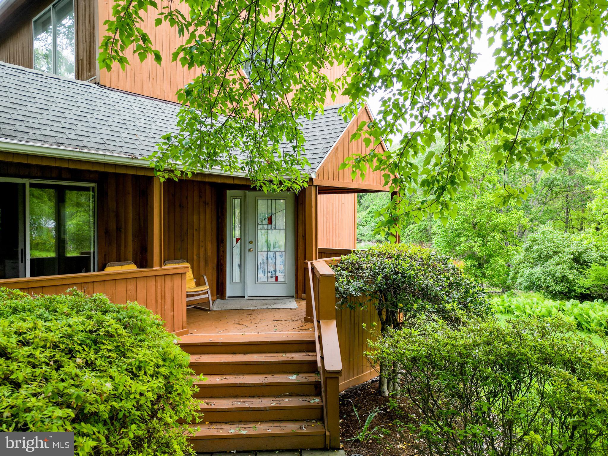 2532 N FARM ROAD