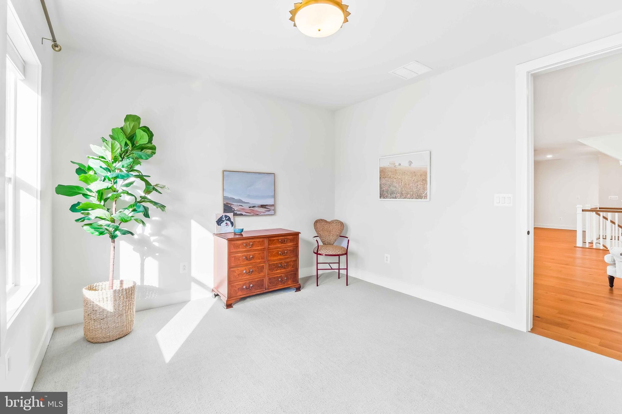 KINGSLEY WOODS - Residential