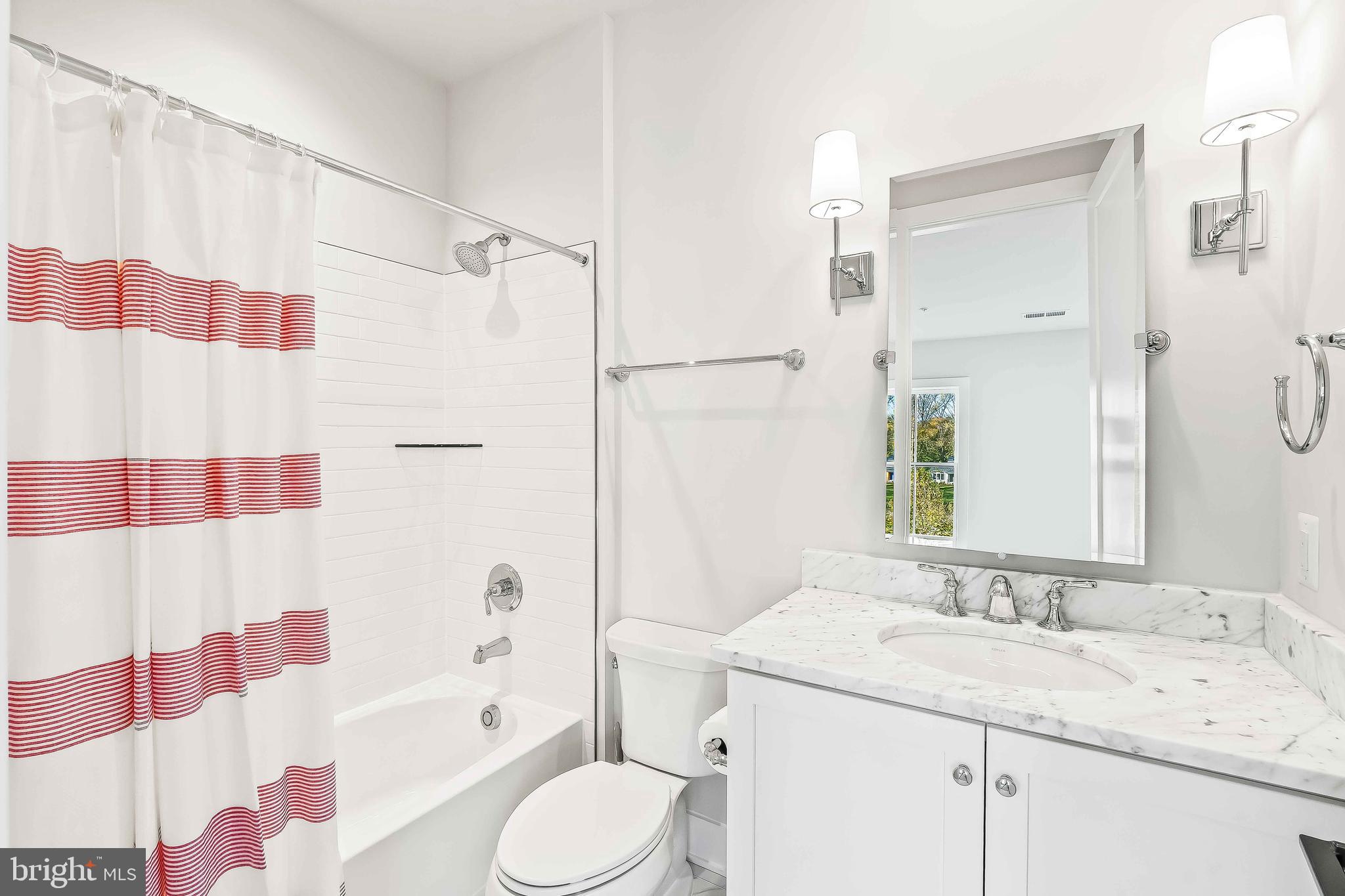 KINGSLEY WOODS - Residential