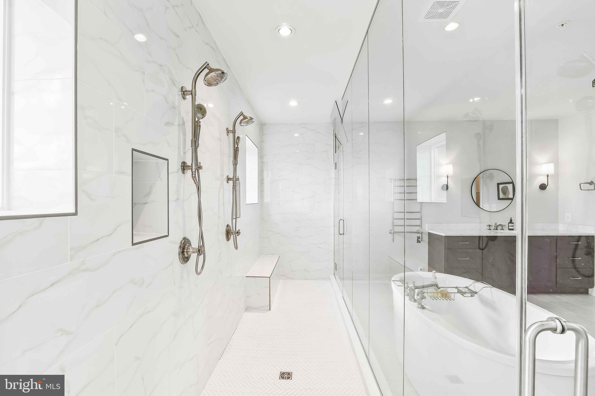 KINGSLEY WOODS - Residential