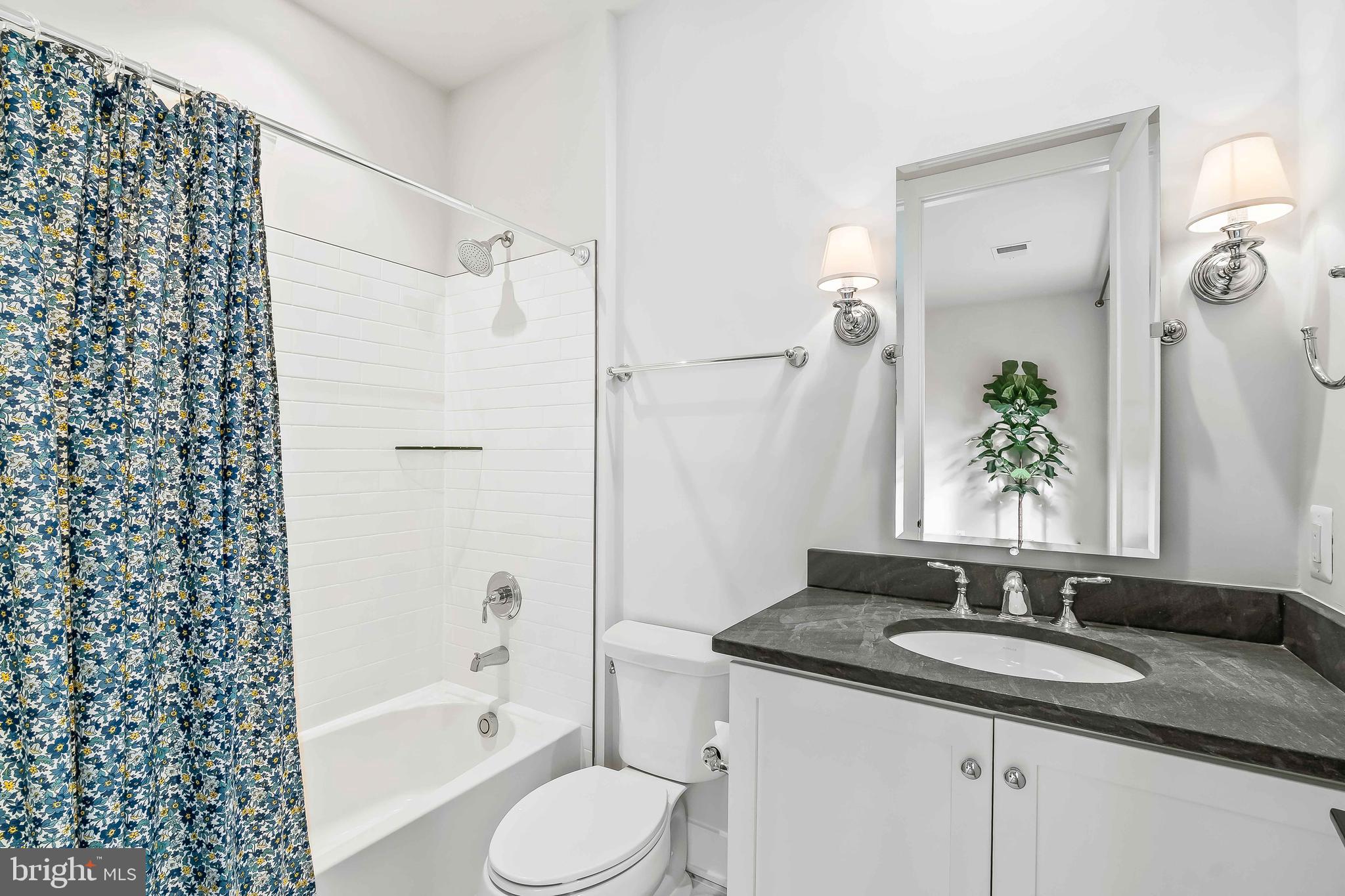 KINGSLEY WOODS - Residential