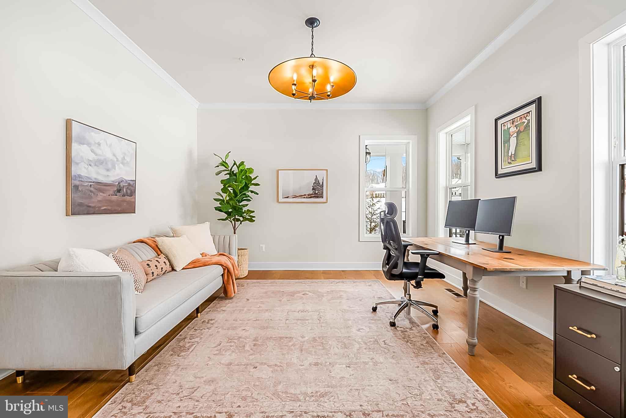 KINGSLEY WOODS - Residential