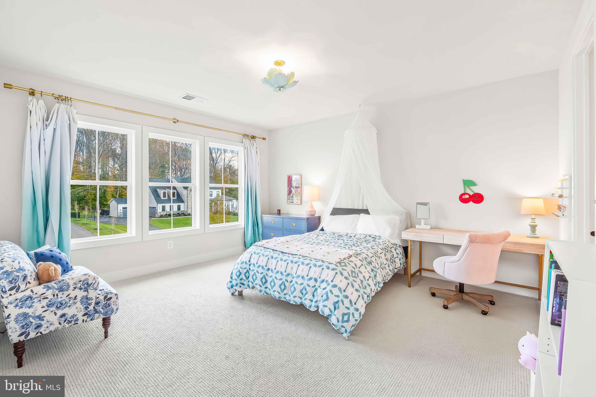 KINGSLEY WOODS - Residential