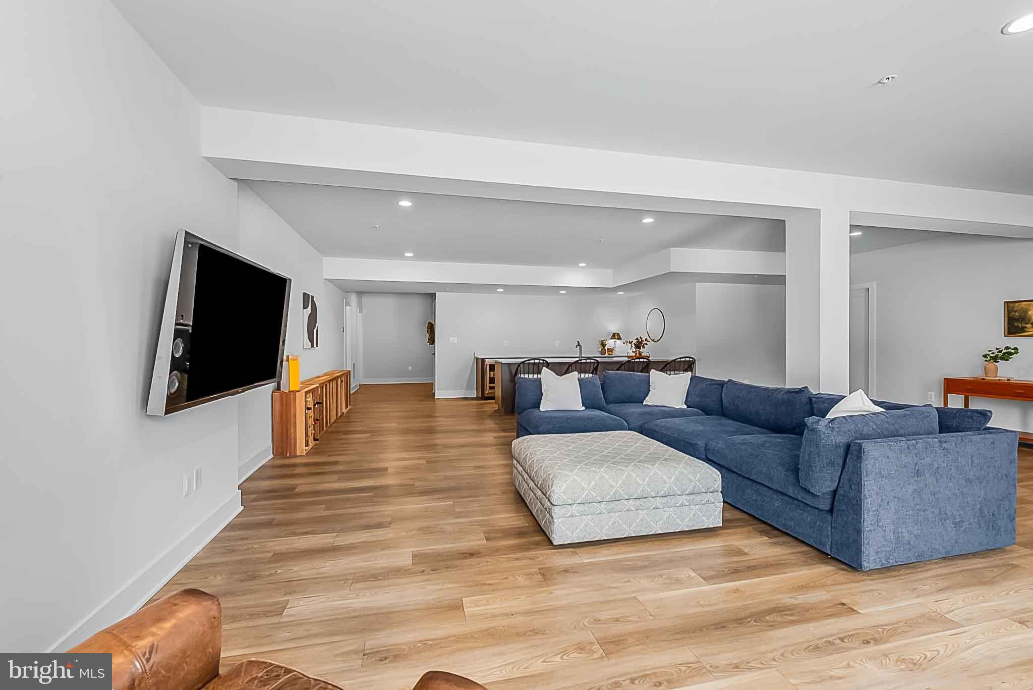 KINGSLEY WOODS - Residential