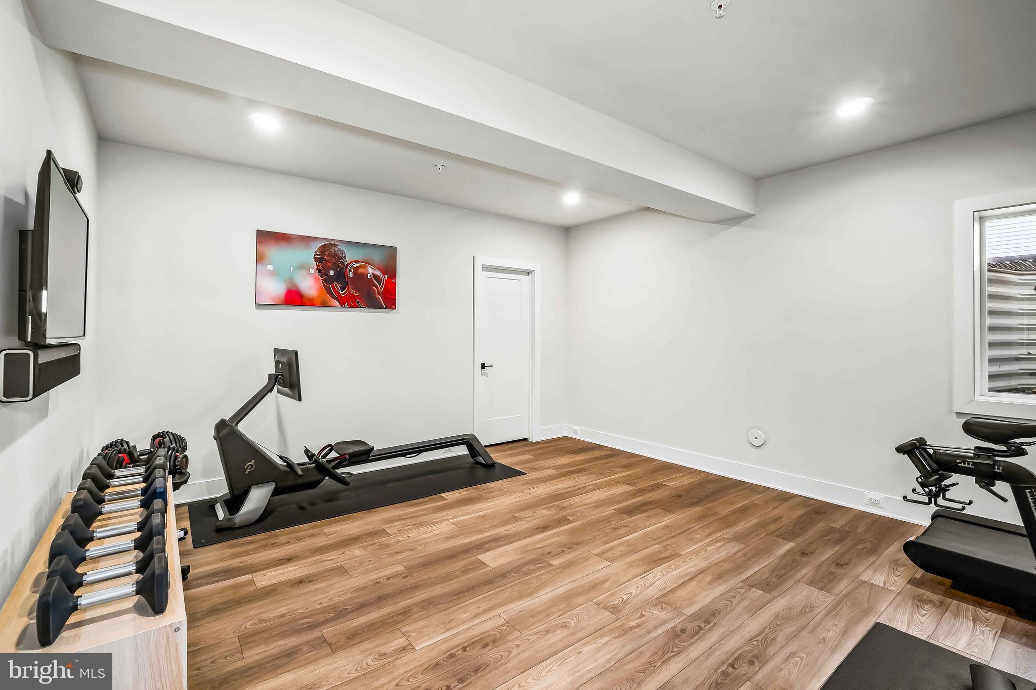 KINGSLEY WOODS - Residential