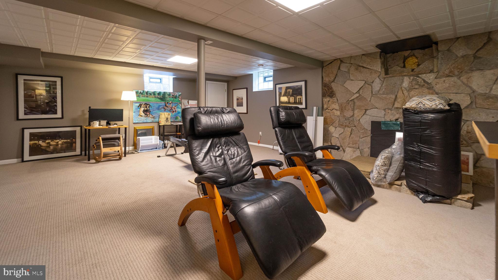 ORCHARD HILLS - Residential