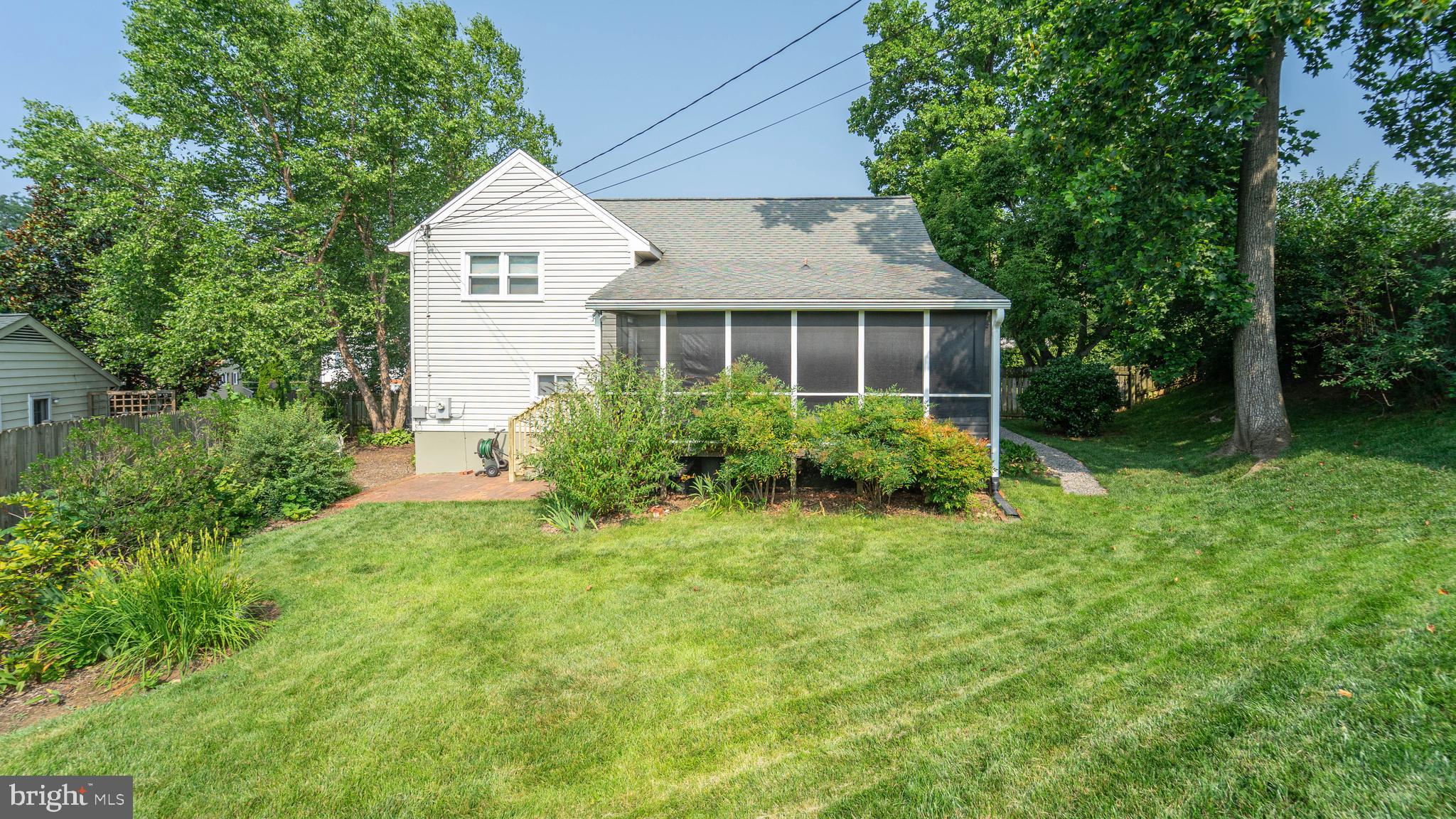 ORCHARD HILLS - Residential