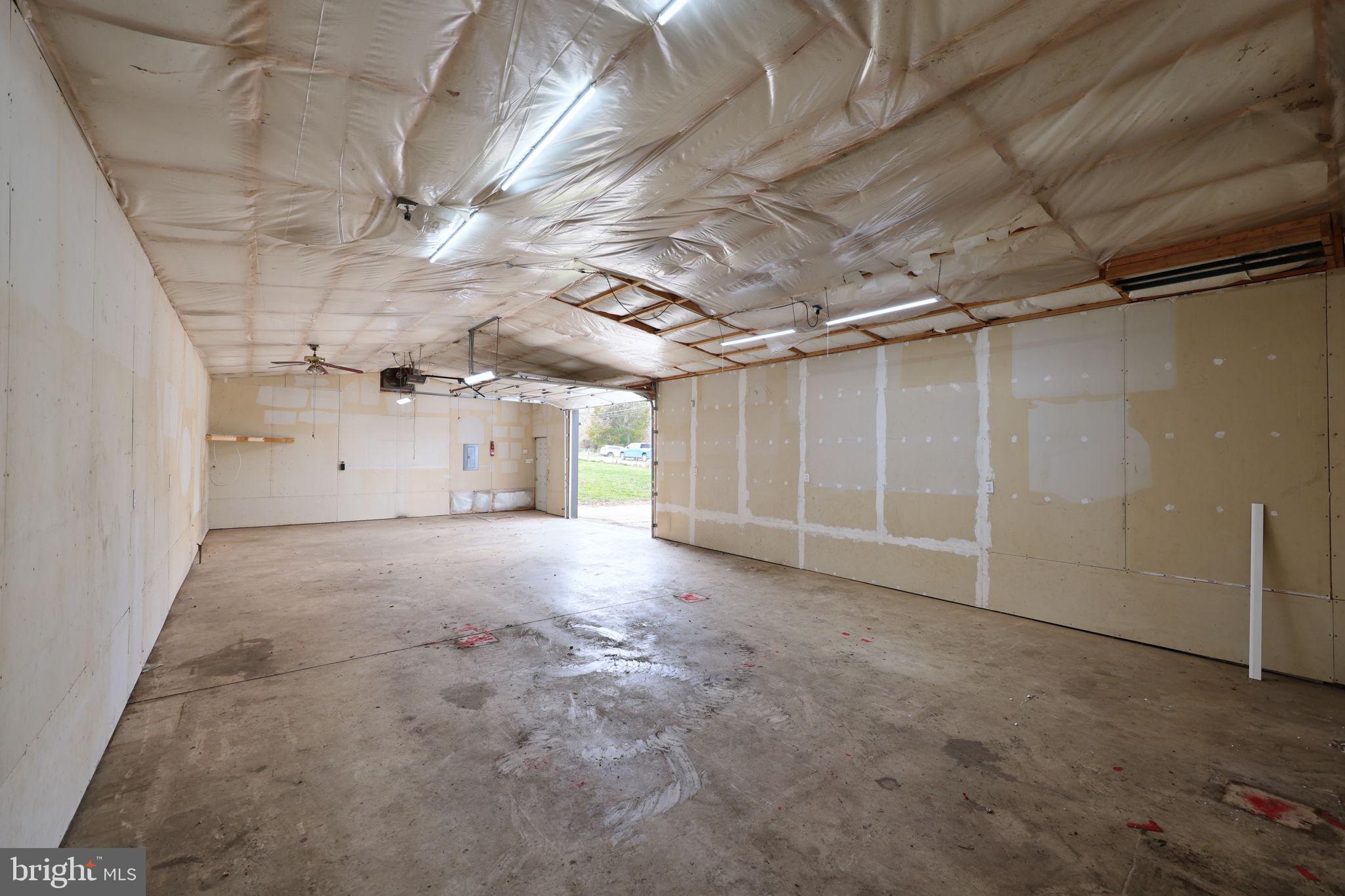 HAZELWOOD FARMS - Residential