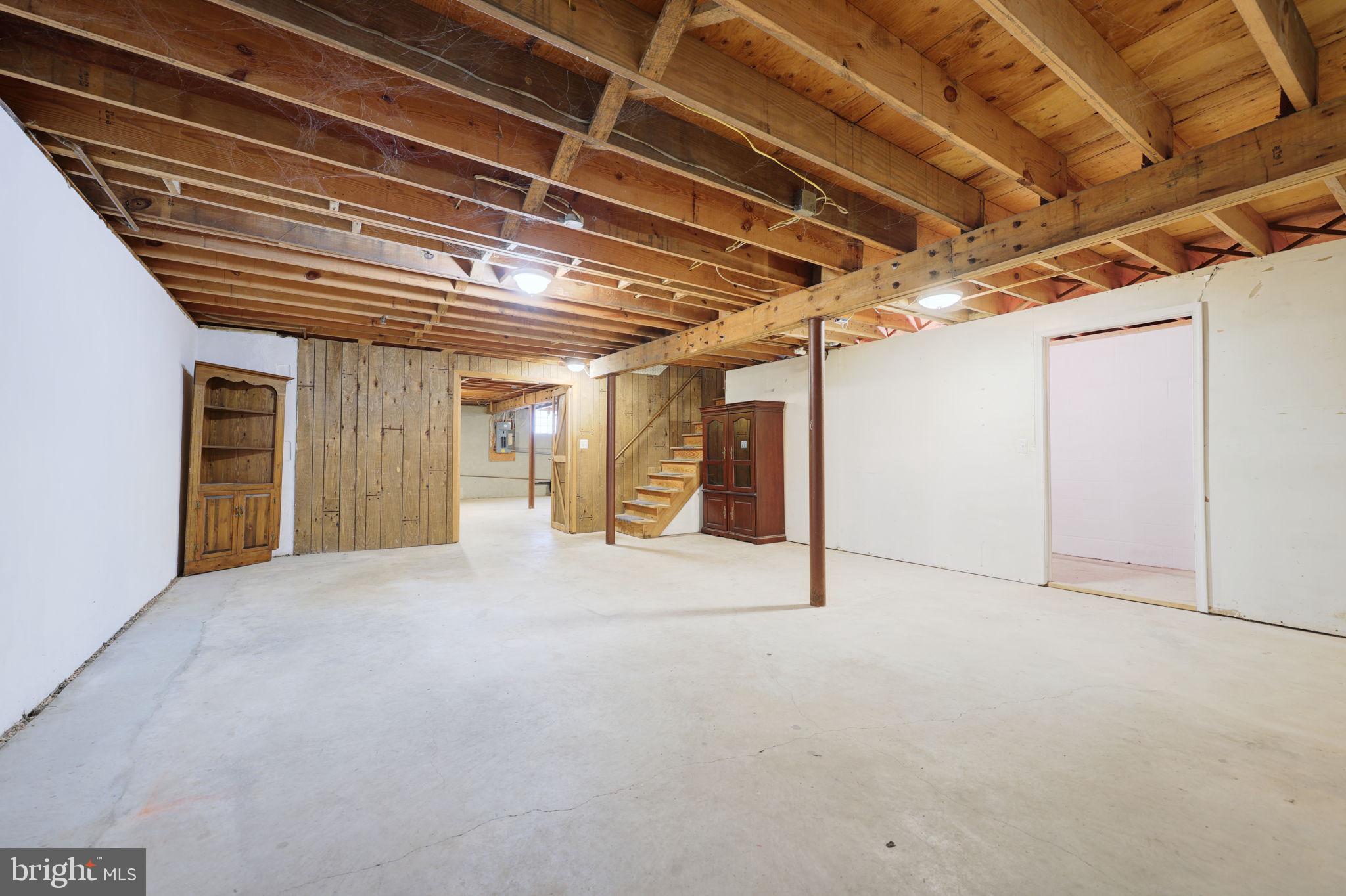 HAZELWOOD FARMS - Residential