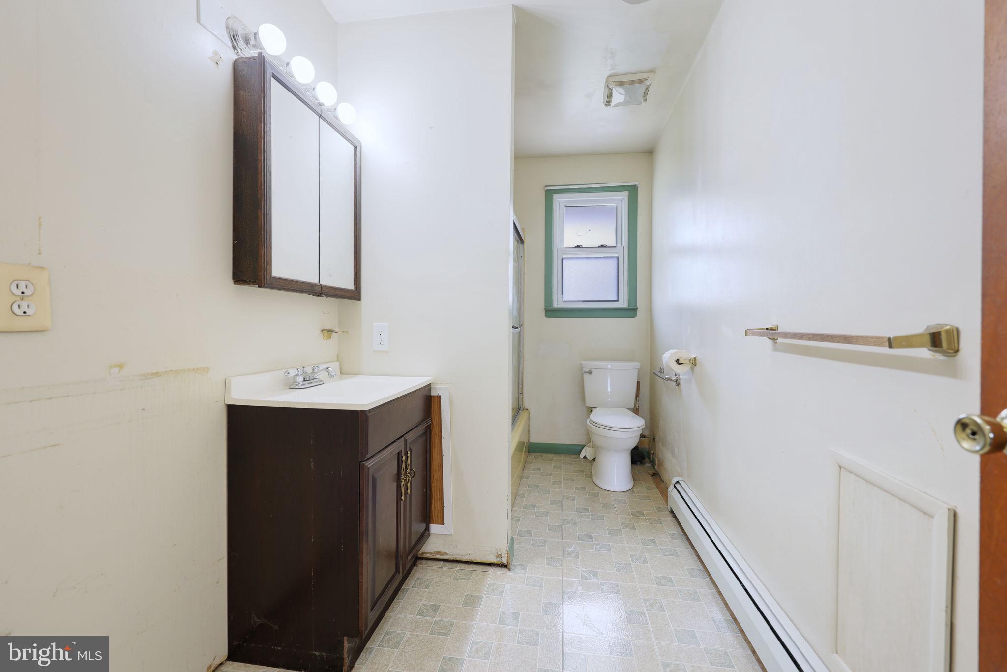 HAZELWOOD FARMS - Residential