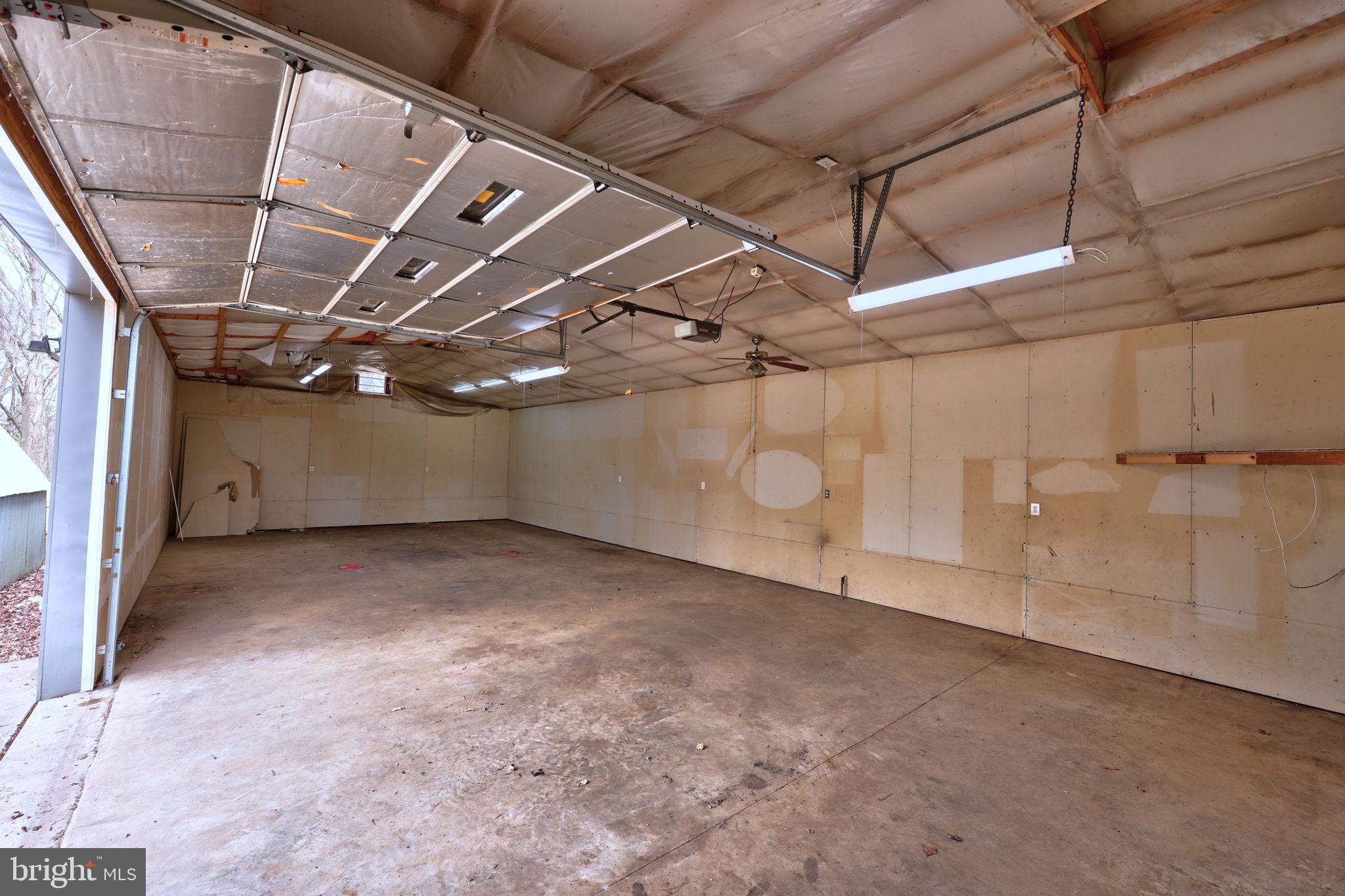 HAZELWOOD FARMS - Residential