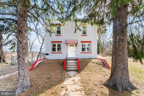 145 Oxford Avenue, Gloucester City, NJ MLS: NJCD2088214