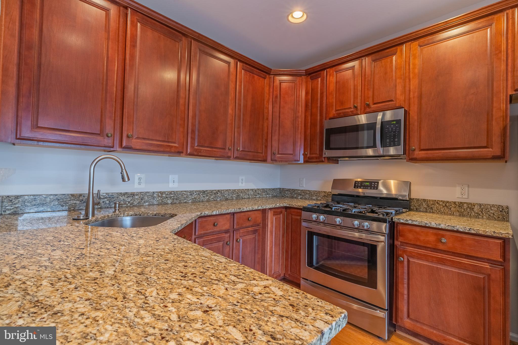 AMBER SPRING - Residential