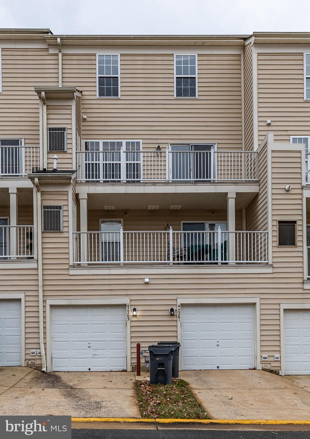 AMBER SPRING - Residential