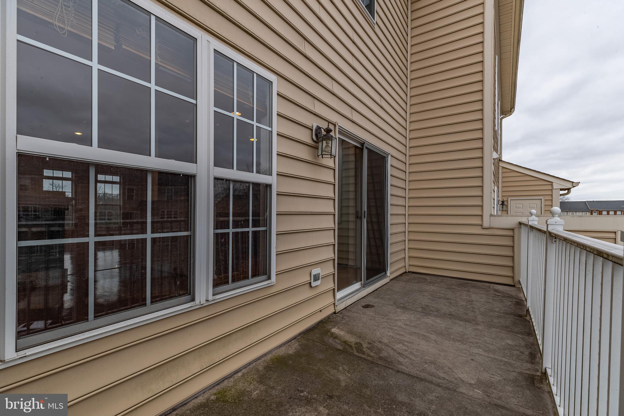 AMBER SPRING - Residential