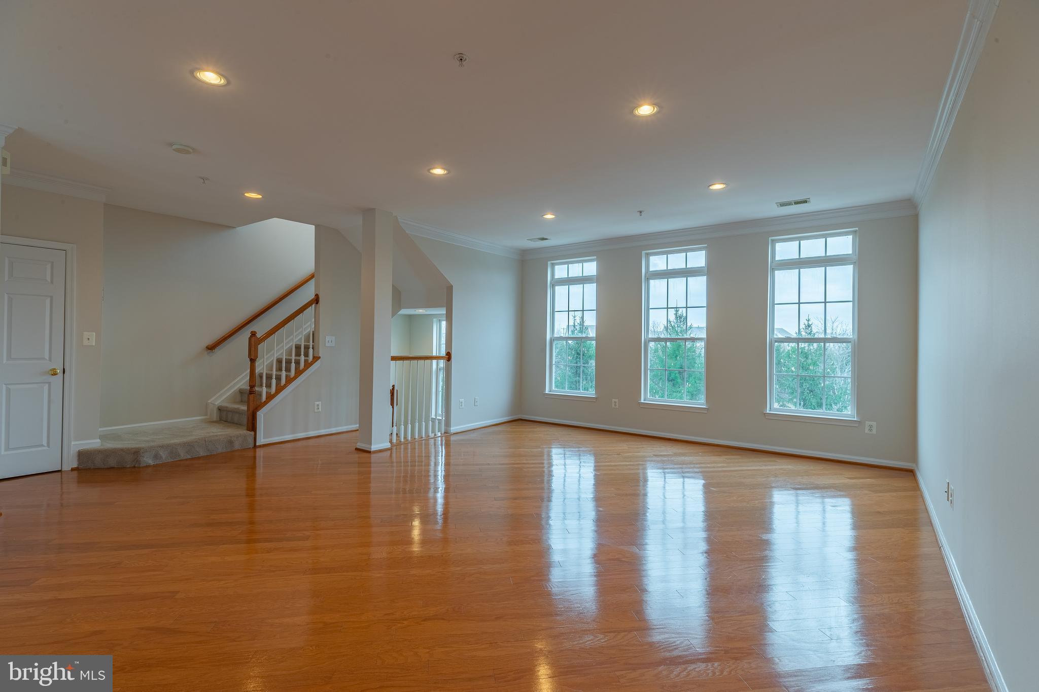 AMBER SPRING - Residential