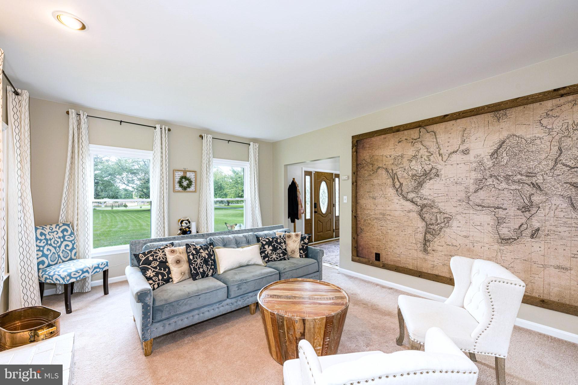 ENGLISH MEADOWS - Residential