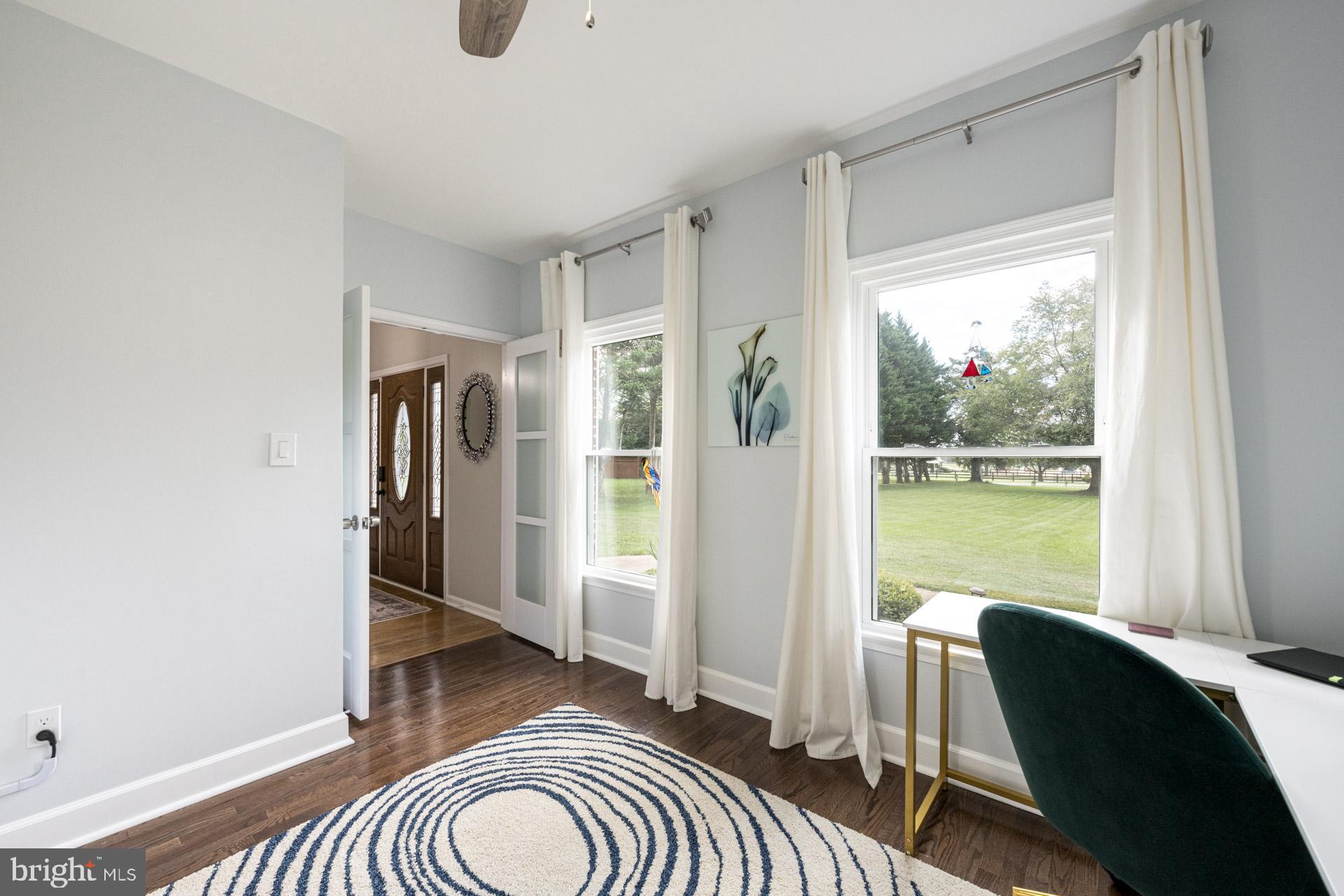 ENGLISH MEADOWS - Residential