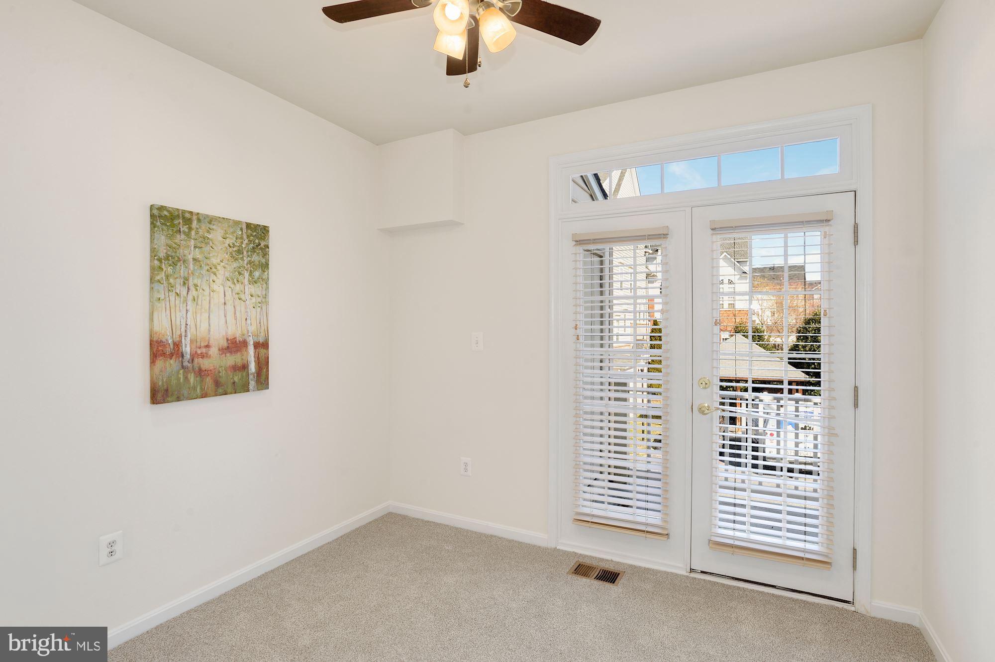 THE TOWNES AT VILLAGE PLACE - Residential