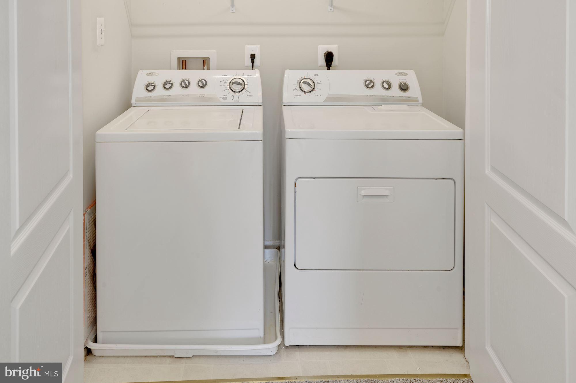 THE TOWNES AT VILLAGE PLACE - Residential