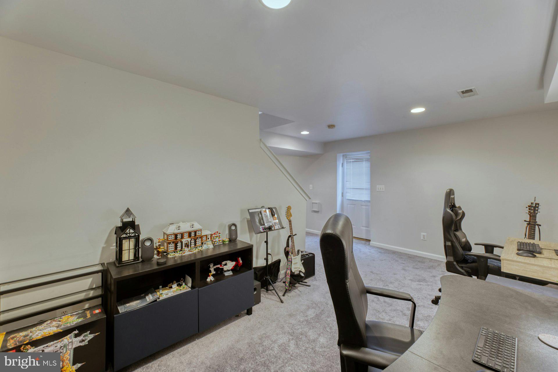 MEADOWS AT MORRIS FARM - Residential