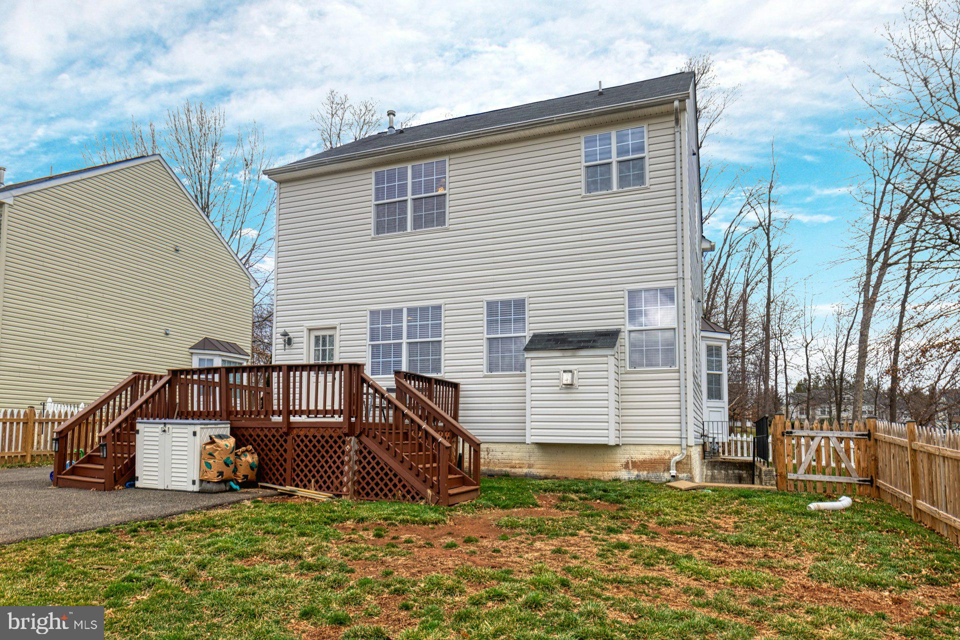 MEADOWS AT MORRIS FARM - Residential