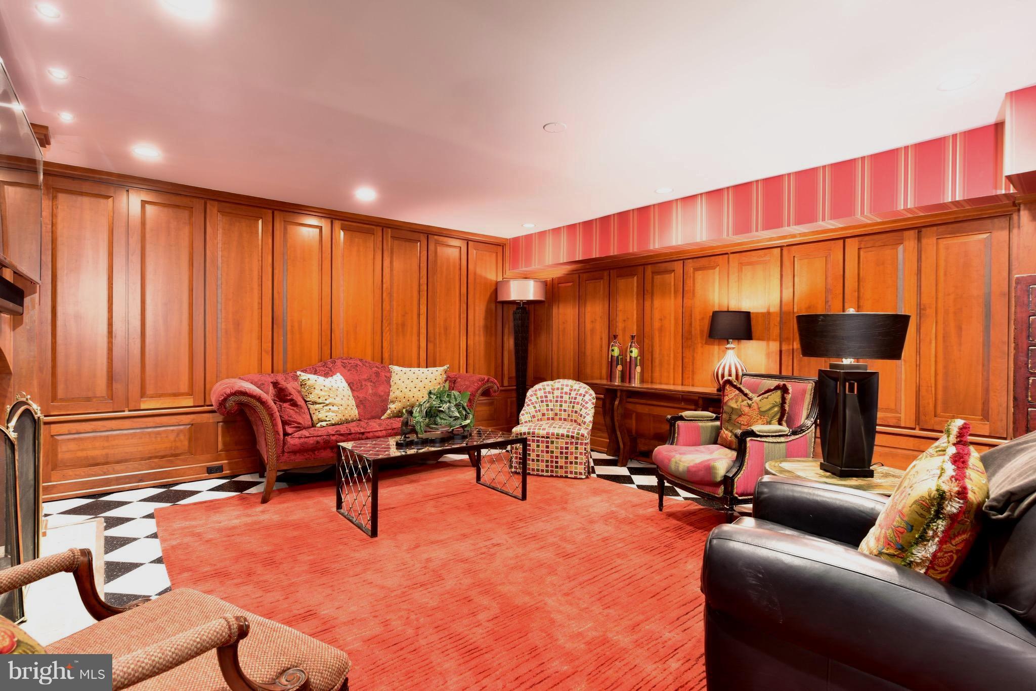 OLD TOWN - Residential