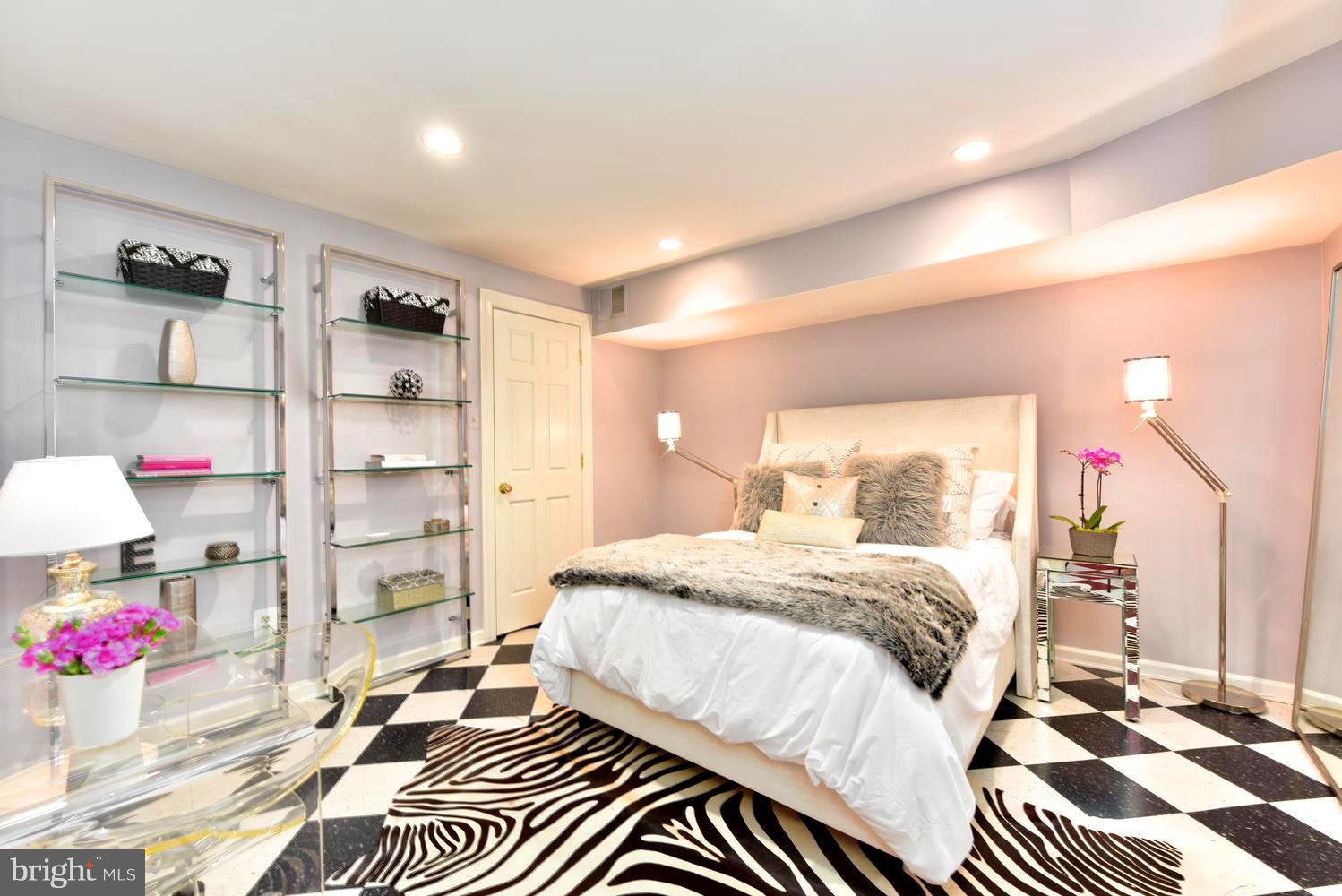 OLD TOWN - Residential