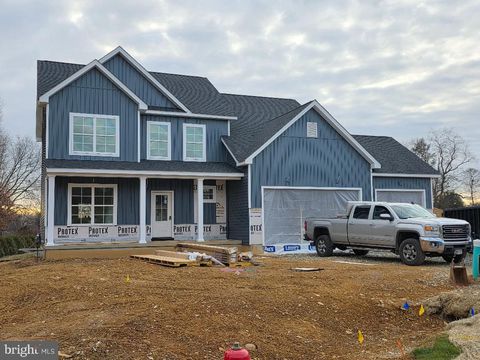 10851 SIERRA DRIVE WAYNESBORO PA 17268